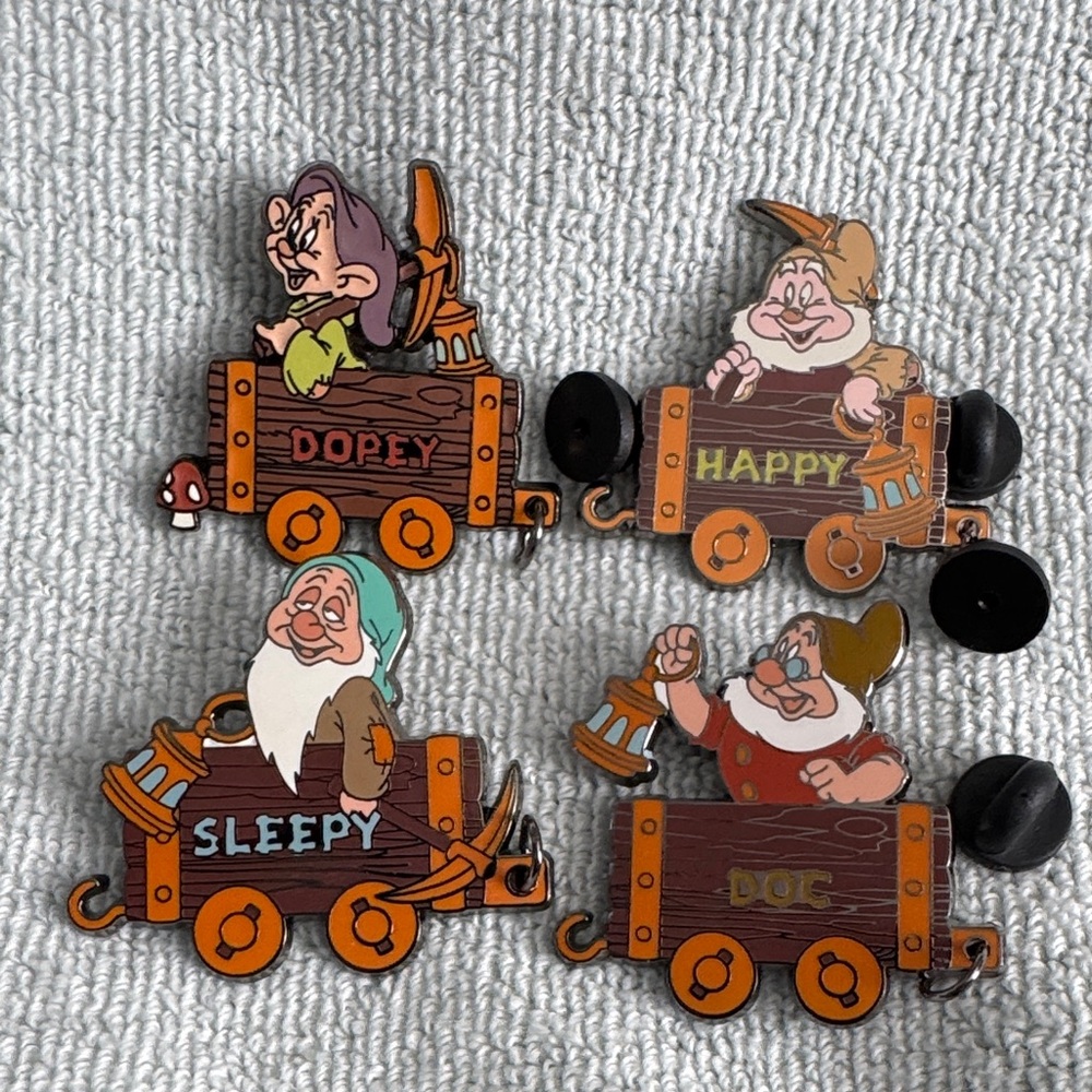 Disney Snow White Dwarfs  Pins- Brown & Orange